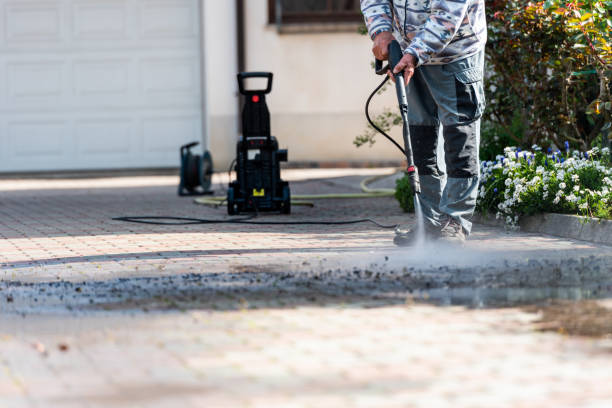 Fence Pressure Washing in King, WI